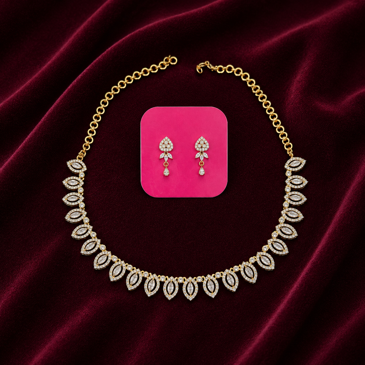 VENILAI NECKLACE SET