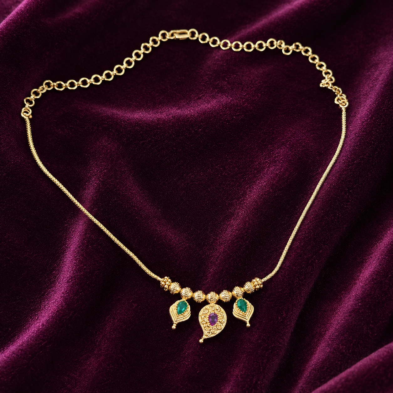 MANGANIPEN NECKLACE SET